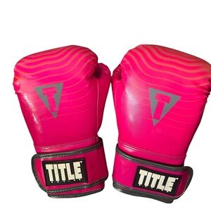 Women’s Title Boxing Gloves